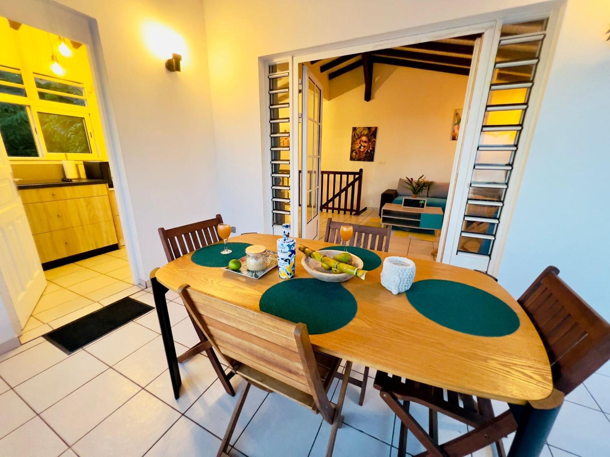 Villa Iguana, Duplex Paisible, Vue Magnifique Mer Et Rocher Du Diamant, Piscine Sainte-Luce Zewnętrze zdjęcie