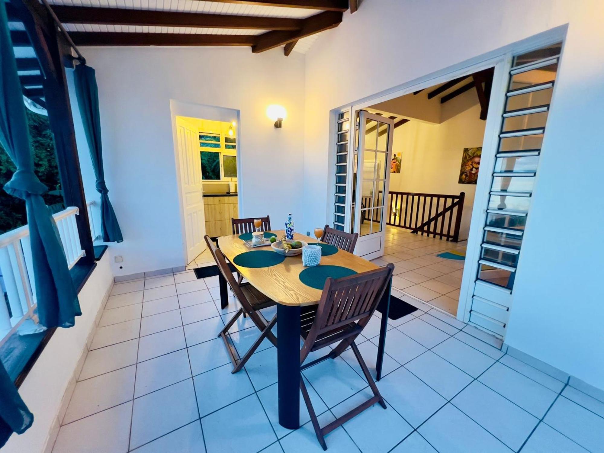 Villa Iguana, Duplex Paisible, Vue Magnifique Mer Et Rocher Du Diamant, Piscine Sainte-Luce Zewnętrze zdjęcie