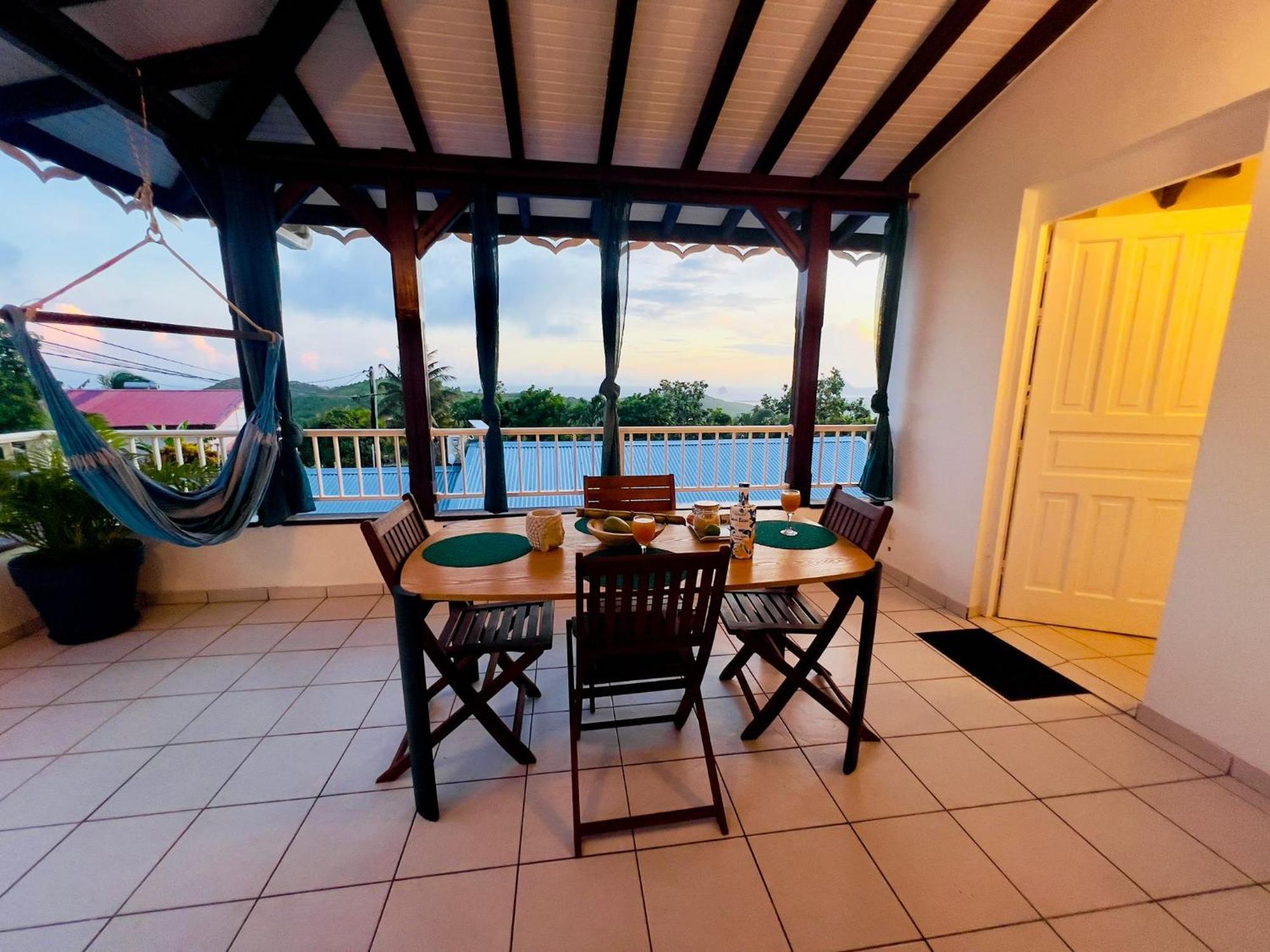 Villa Iguana, Duplex Paisible, Vue Magnifique Mer Et Rocher Du Diamant, Piscine Sainte-Luce Zewnętrze zdjęcie