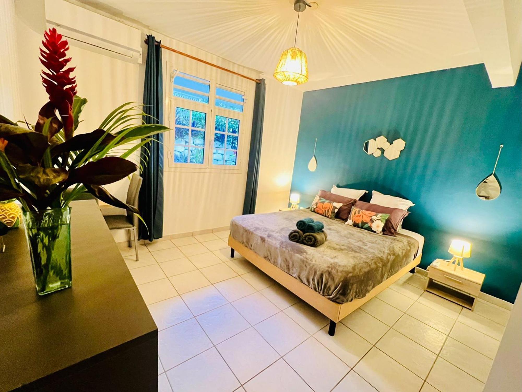 Villa Iguana, Duplex Paisible, Vue Magnifique Mer Et Rocher Du Diamant, Piscine Sainte-Luce Zewnętrze zdjęcie