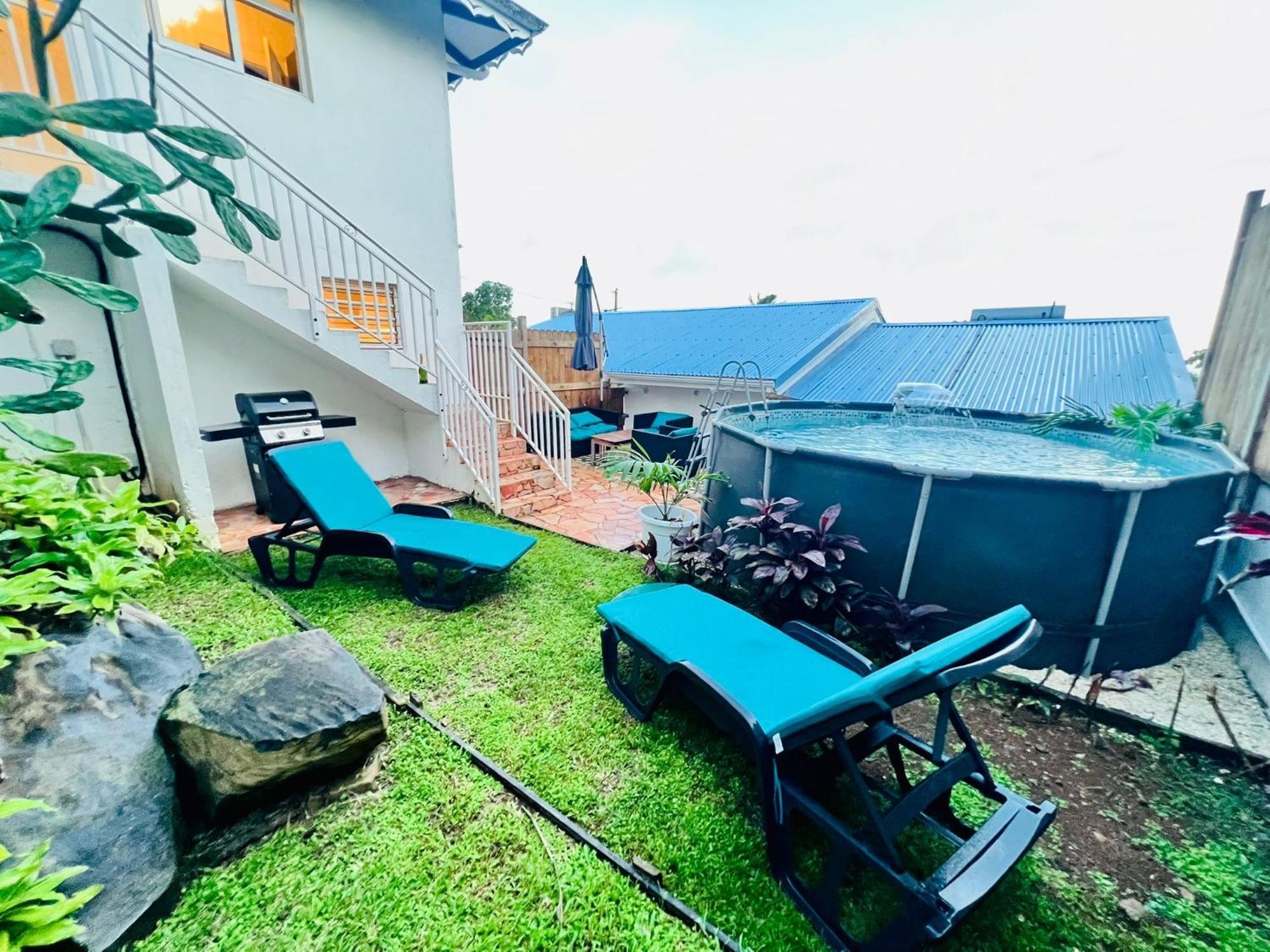 Villa Iguana, Duplex Paisible, Vue Magnifique Mer Et Rocher Du Diamant, Piscine Sainte-Luce Zewnętrze zdjęcie